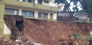 Six Street Kids Killed By A Collapsed Wall