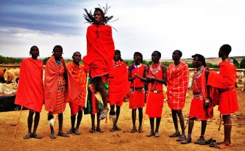 Why the Masaai People love the red color why-the-masaai-people-prefer-red-color