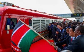President Uhuru Kenyatta launched the Standard Gauge Railway cargo services from Syokimau to Suswa President Uhuru Kenyatta launched the Standard Gauge Railway cargo services from Syokimau to Suswa